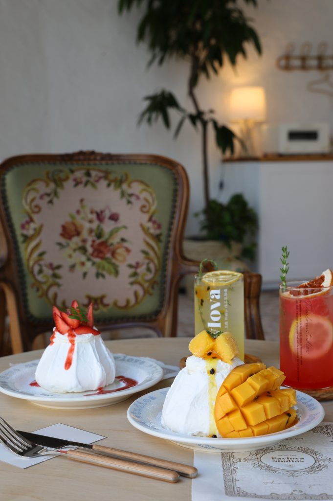 Pavlova  studios 京都