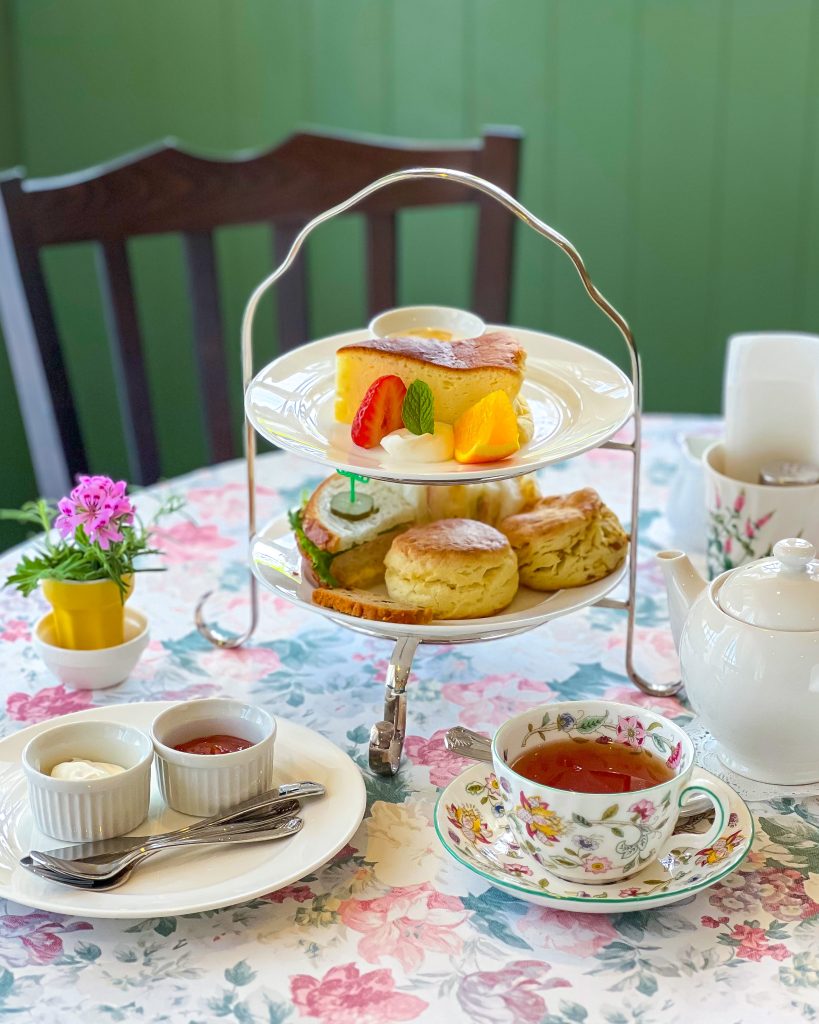 Tea Room BURFORD 和歌山