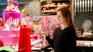 梅田のヒルトン大阪さんのストロベリースイーツビュッフェへ