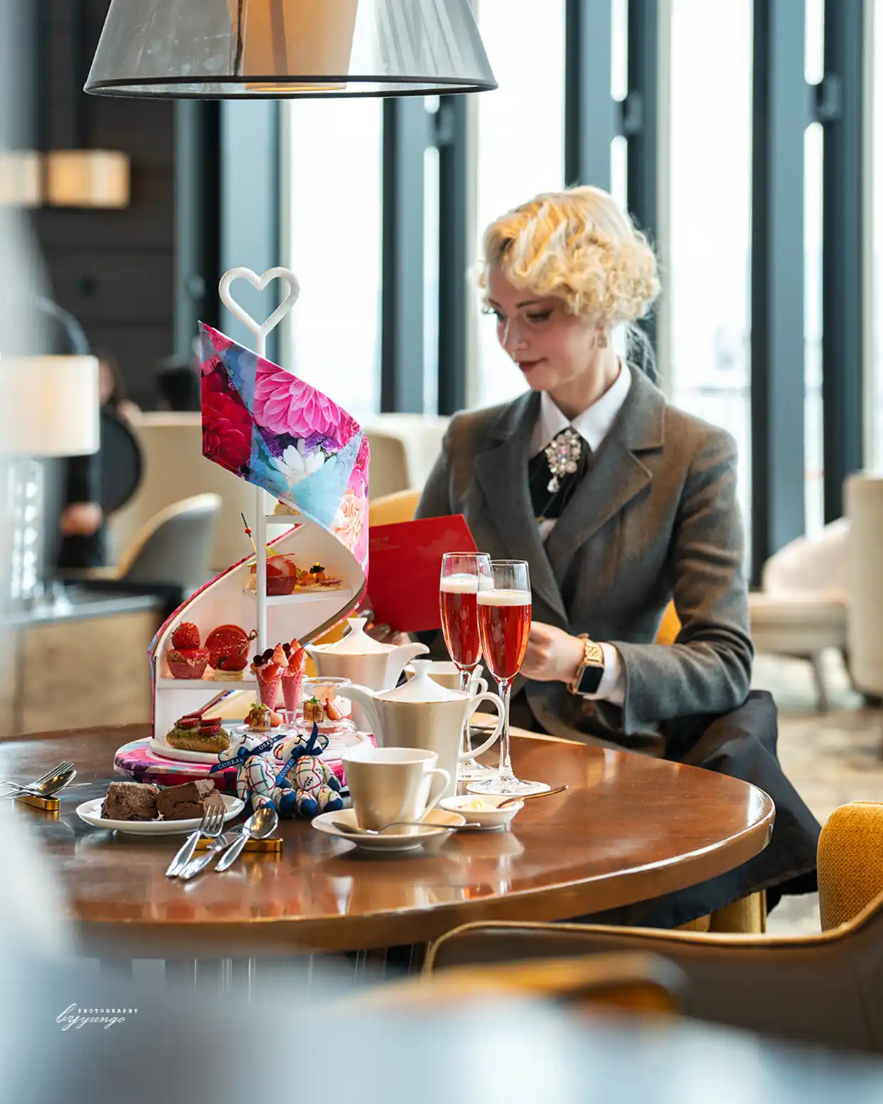 「Modern Victoria」ストロベリーアフタヌーンティー コンラッド大阪